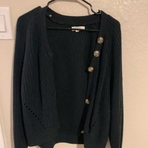 Black with brown button sweater!